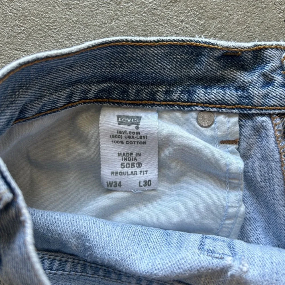Vintage‎ Levis 505 Jeans Size 34x30 Blue Medium Wash Denim Regular Straight Leg